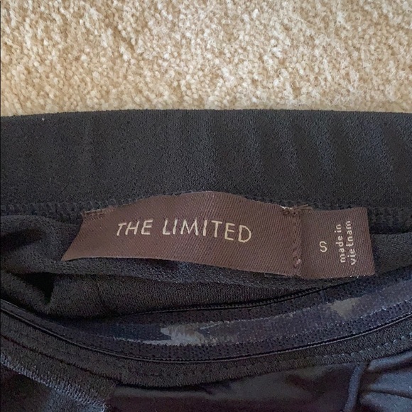 Limited strapless top with ruffle accent - Picture 4 of 4